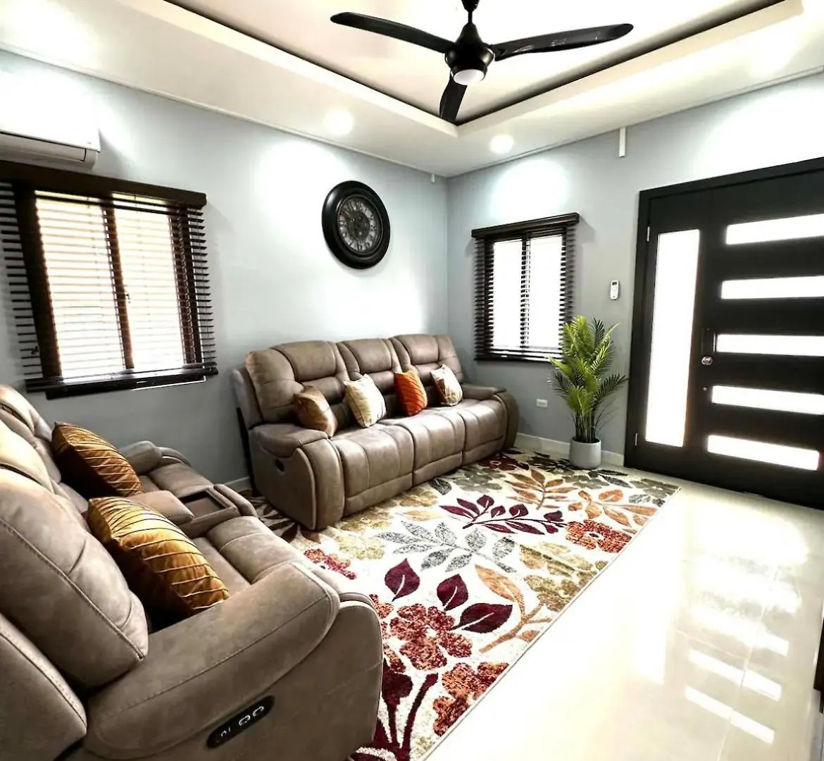 Sunny Cove Lux Villa 3 Bedroom オーチョ・リオス 別荘